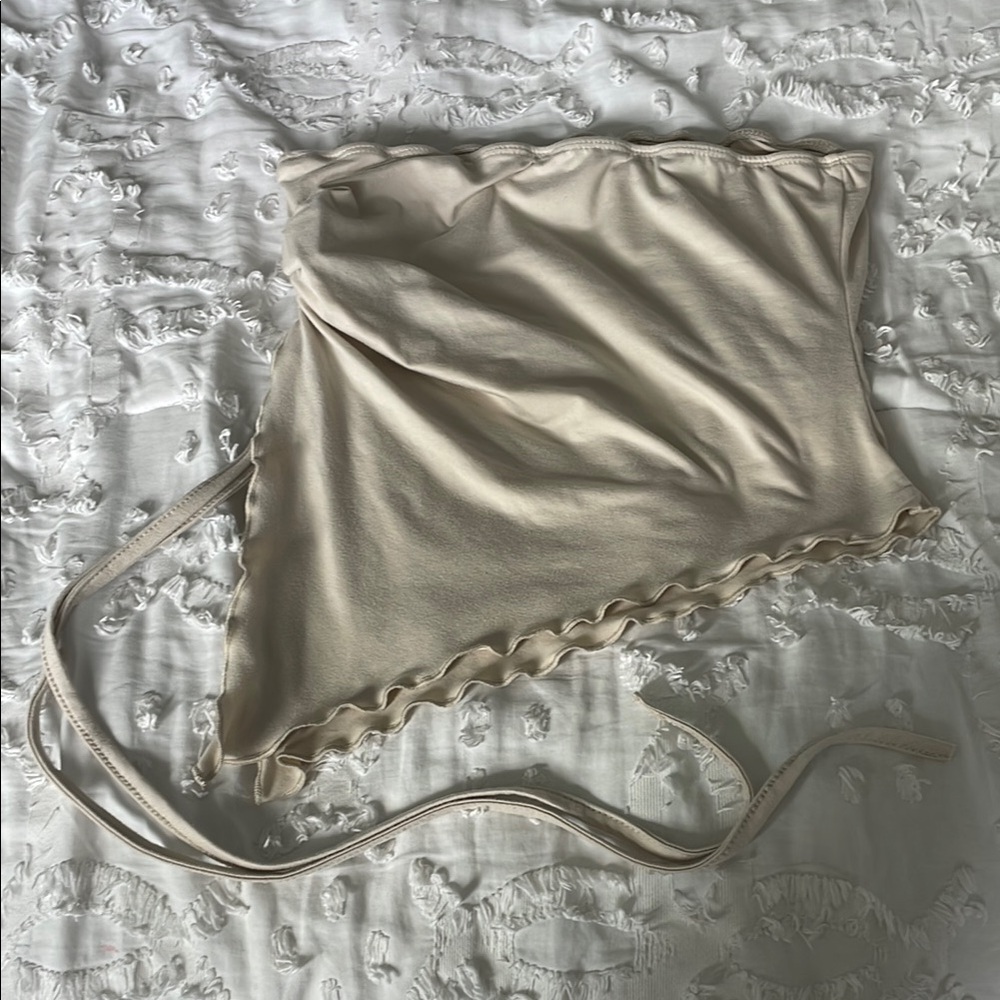 SHEIN Cream Asymmetrical Bandeau Top